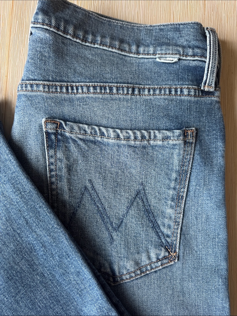 💙NWOT MOTHER Hiker Hover Mid Rise 29” Inseam Medium Stretch Straight Jeans 💙